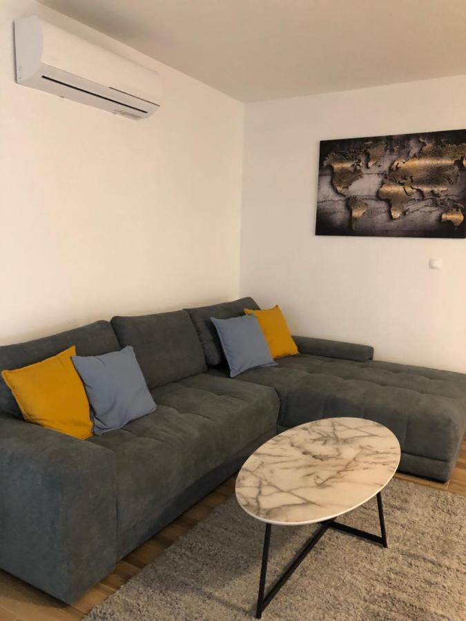 Adria-Appartment-Island-Vir #Sea #Beach #Wifi #Privateparking #Netflix Bagian luar foto