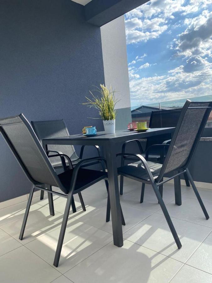 Adria-Appartment-Island-Vir #Sea #Beach #Wifi #Privateparking #Netflix Bagian luar foto