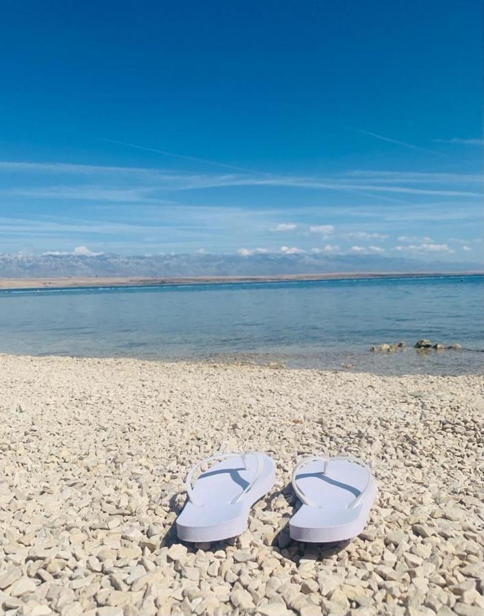 Adria-Appartment-Island-Vir #Sea #Beach #Wifi #Privateparking #Netflix Bagian luar foto